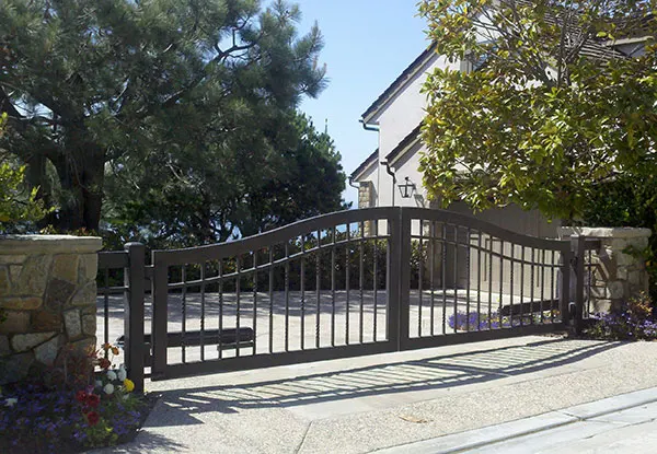 Custom Paved Driveways & Entryways in Mission Hills